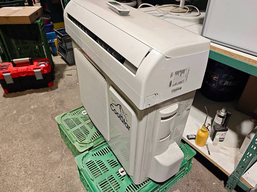 Radiatori: Inverter Split Klimagerät CoolStar CS4000inv Wärmepumpe – Usato da Aarau Rohr venduto da Hometrix