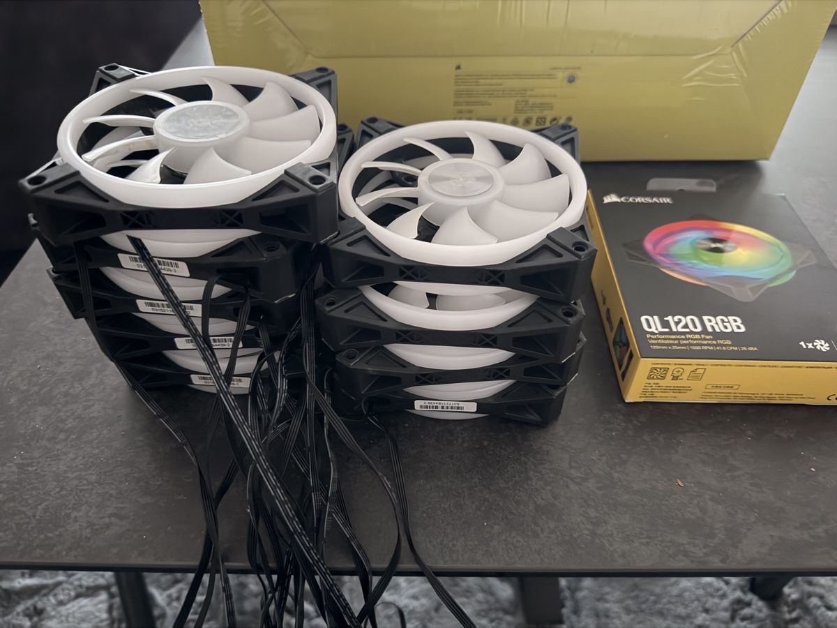 Corsair PCs: Corair Lüfter + AIO CPU Kühler – Gebraucht aus Ringgenberg BE von eri_z8nh 1