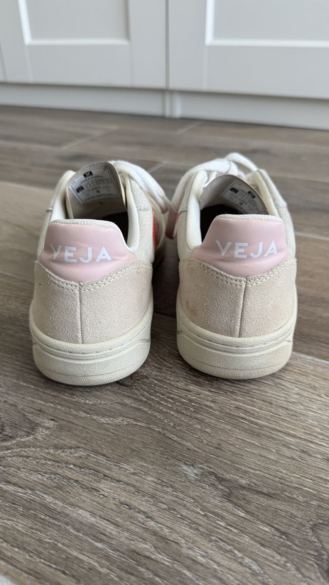 Veja Chaussures femmes: Veja Turnschuhe Grösse 40 – D'occasion à Männedorf par romeo2902 2
