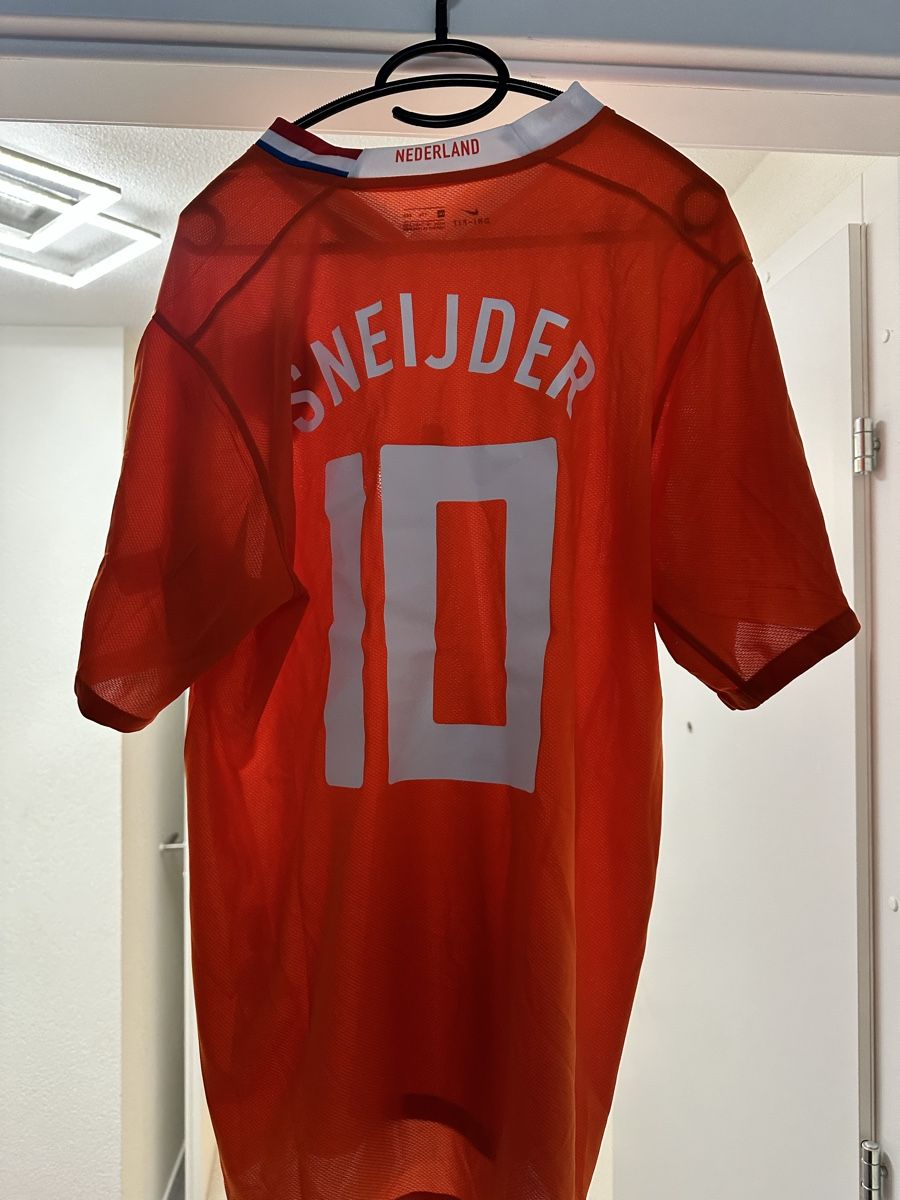 Canottiere & Pantaloni: Maillot Euro 2008 Sneijder – Nuovo (secondo la descrizione) da Grancy venduto da arn_lmj6 1