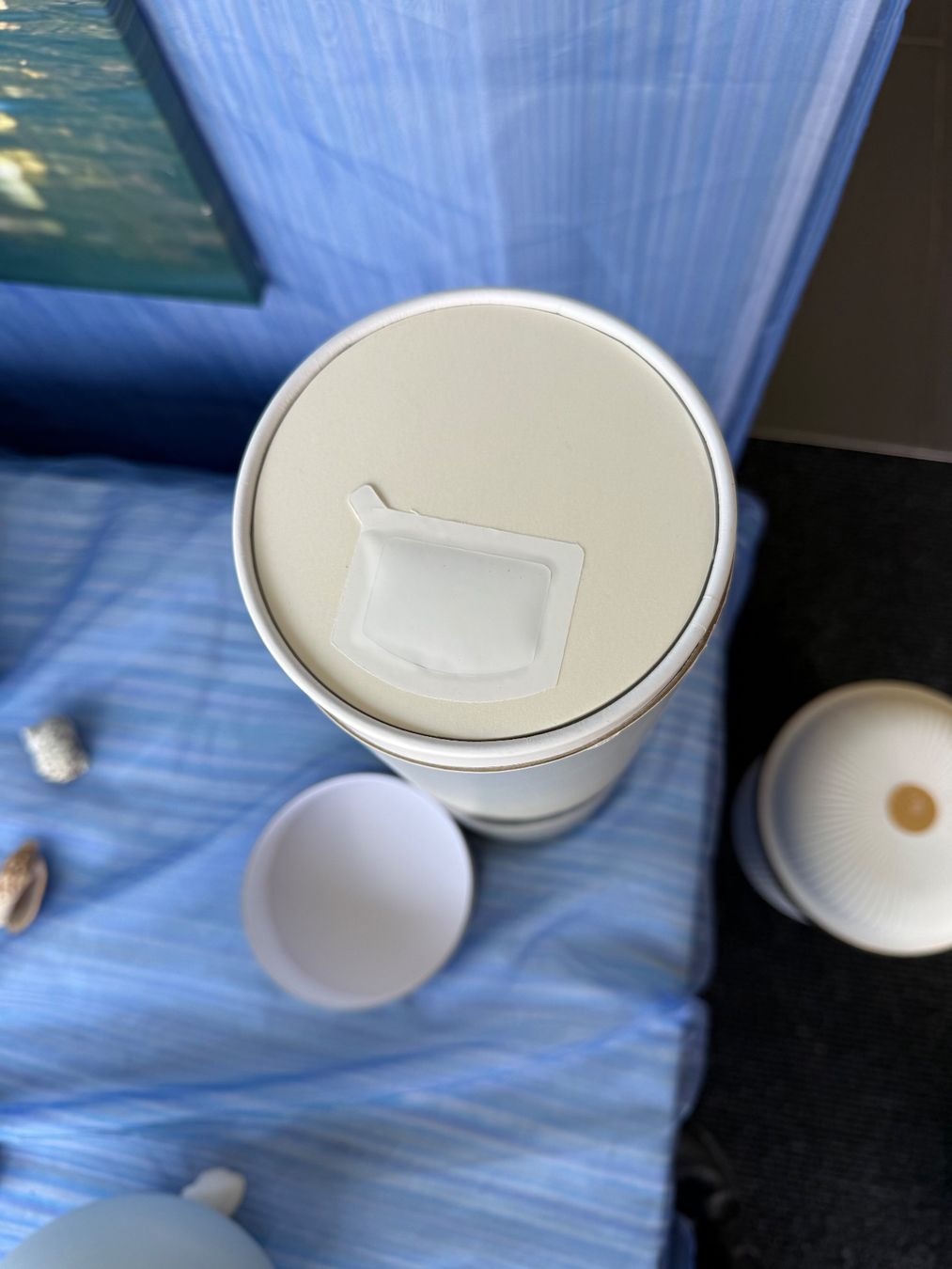 Vasen & Gefässe: Streuurne aus Karton – Neu und originalverpackt aus Hünenberg von nicolay27 2