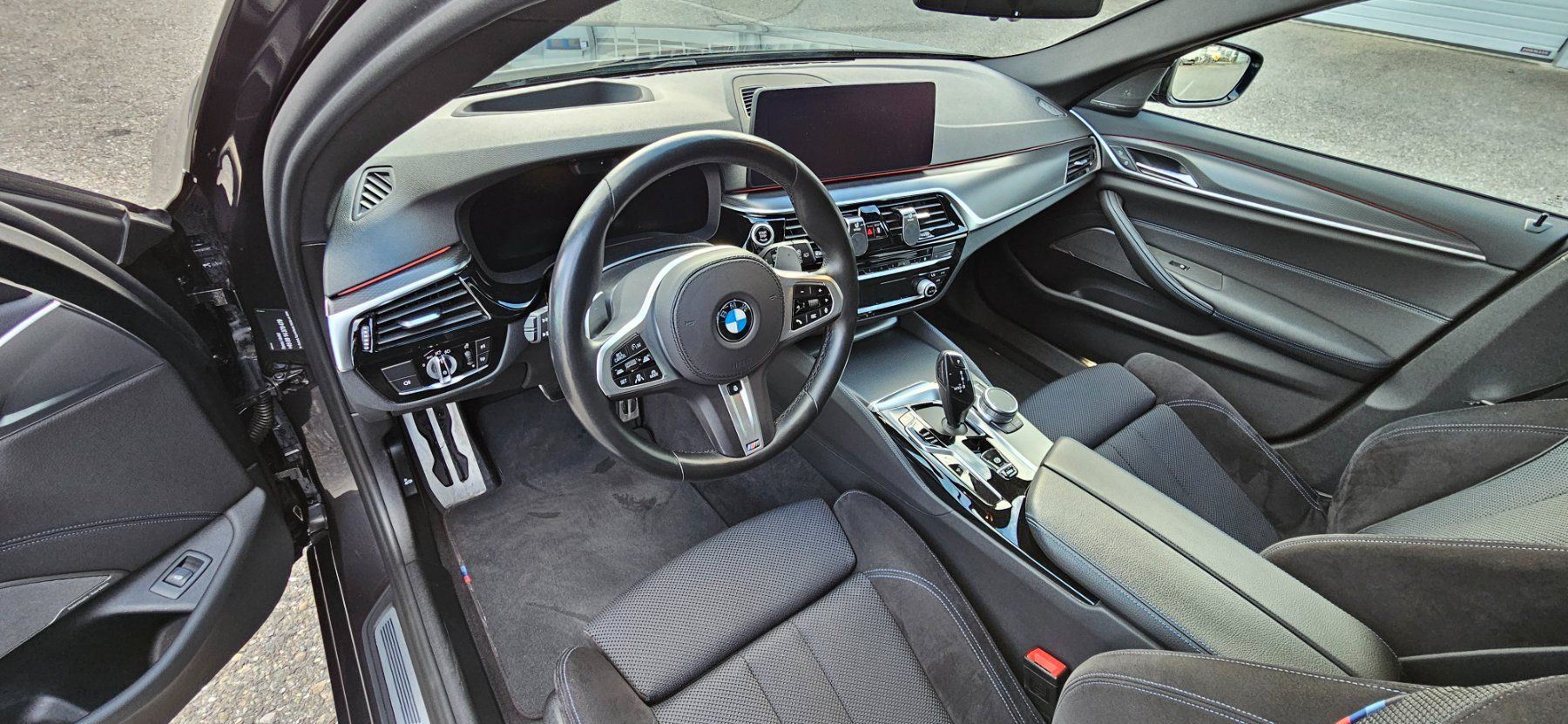 BMW Automobili: BMW 530d xDrive Touring – Usato da Flaach venduto da moto64 9