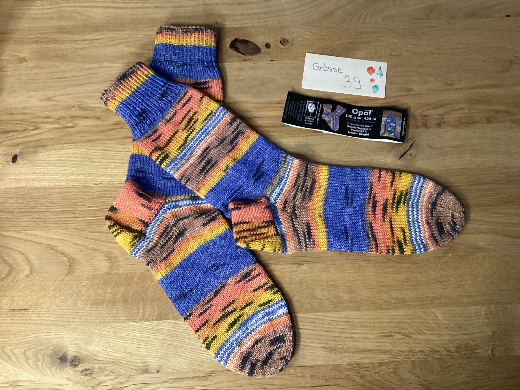 Calze: Handgestrickte Hundertwasser Socken – Nuovo e nell'imballaggio originale da Flawil venduto da kruemeli02