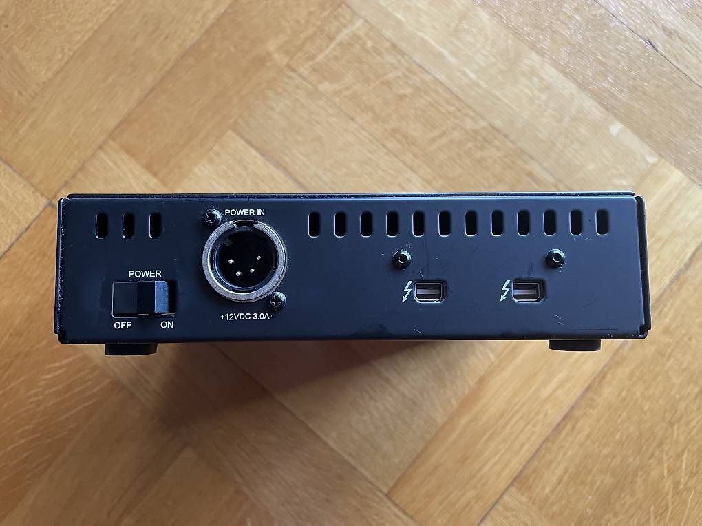 Universal Audio Attrezzatura per studi di registrazione: UAD satellite quad TB2 – Usato da Lausanne venduto da toni729 3