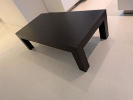 Dunkelbrauner Salontisch (massiv, furniert)