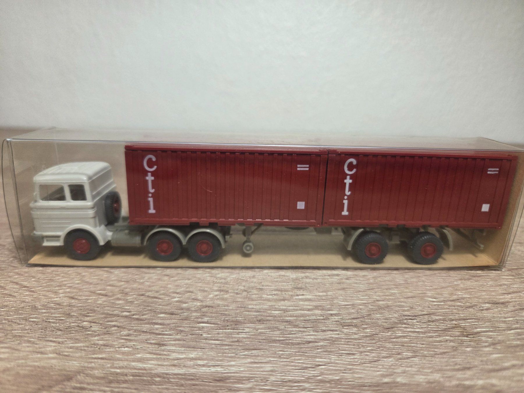 Wiking Modellautos: Wiking 524 H0 – Neu und originalverpackt aus St-Aubin-Sauges von Lo_Go