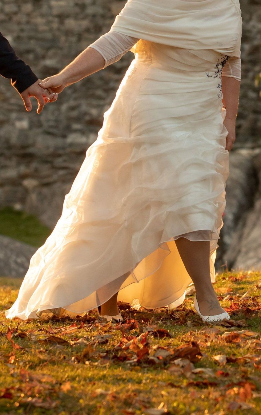Lots de vêtements: Bellissimo abito da sposa XL – D'occasion à Giubiasco par A.B00 6