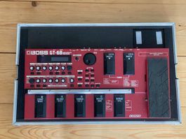 Boss GT-6B mit Flightcase