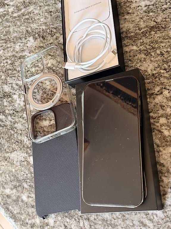 Apple Telefoni cellulari / Smartphones: Iphone 13pro olivegrün 256 – Usato da Oberstammheim venduto da riis_sz 1