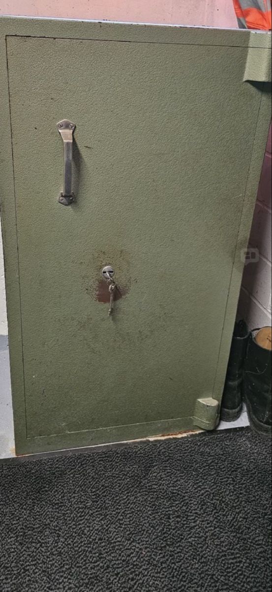 Casseforti: Tresor-Panzerschrank – Usato da Zeglingen venduto da sandronico