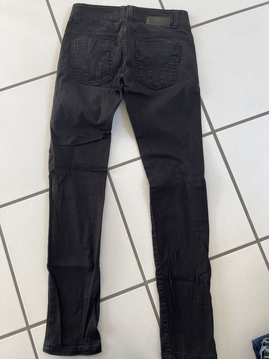 Tally Weijl Jeans: Jeans – Usato da Oberuzwil venduto da DanaB01 2