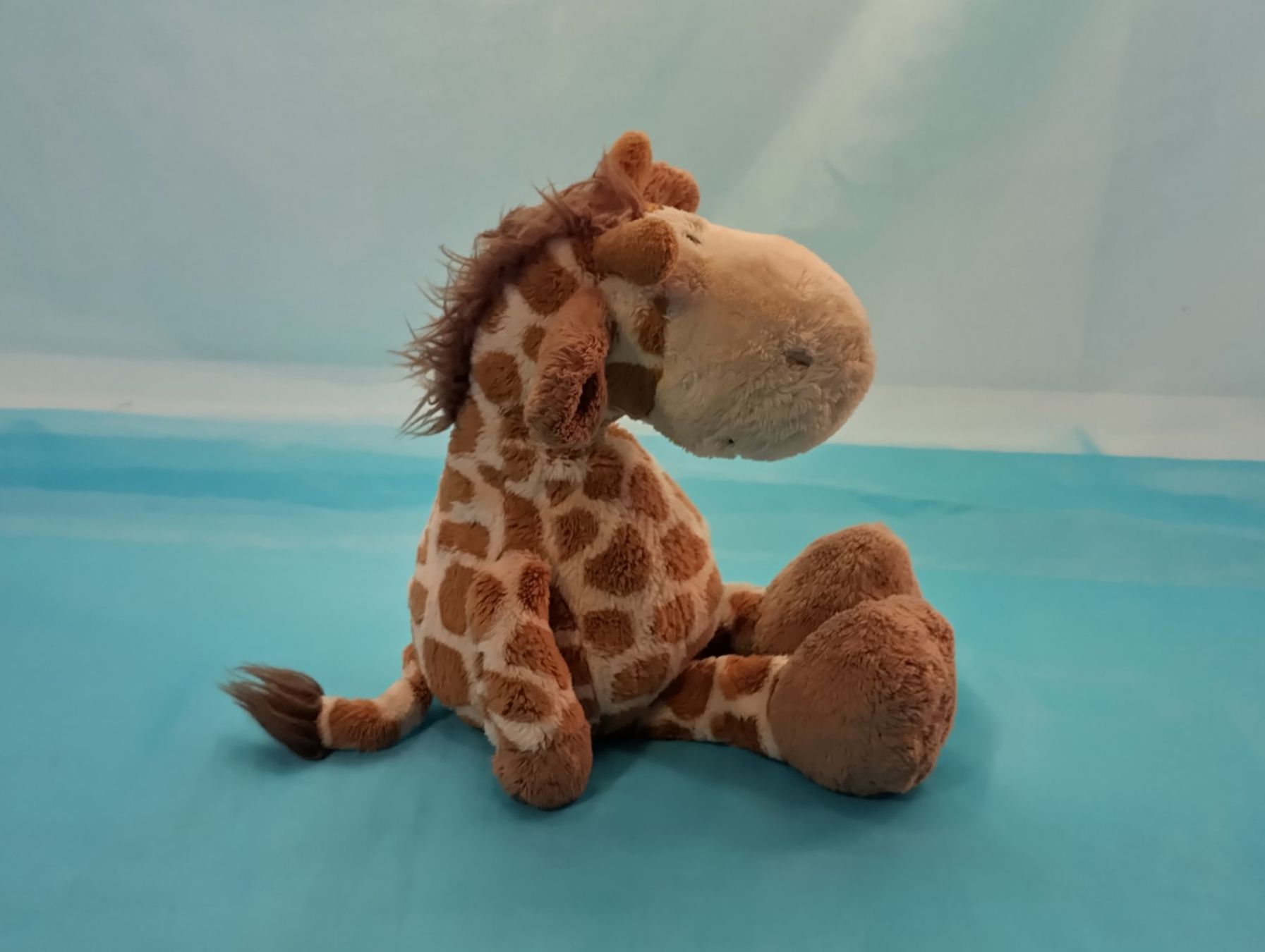 Nici Spielzeuge: NICI Giraffe. L: 30cm – Gebraucht aus Bellach von JingleCherry 1