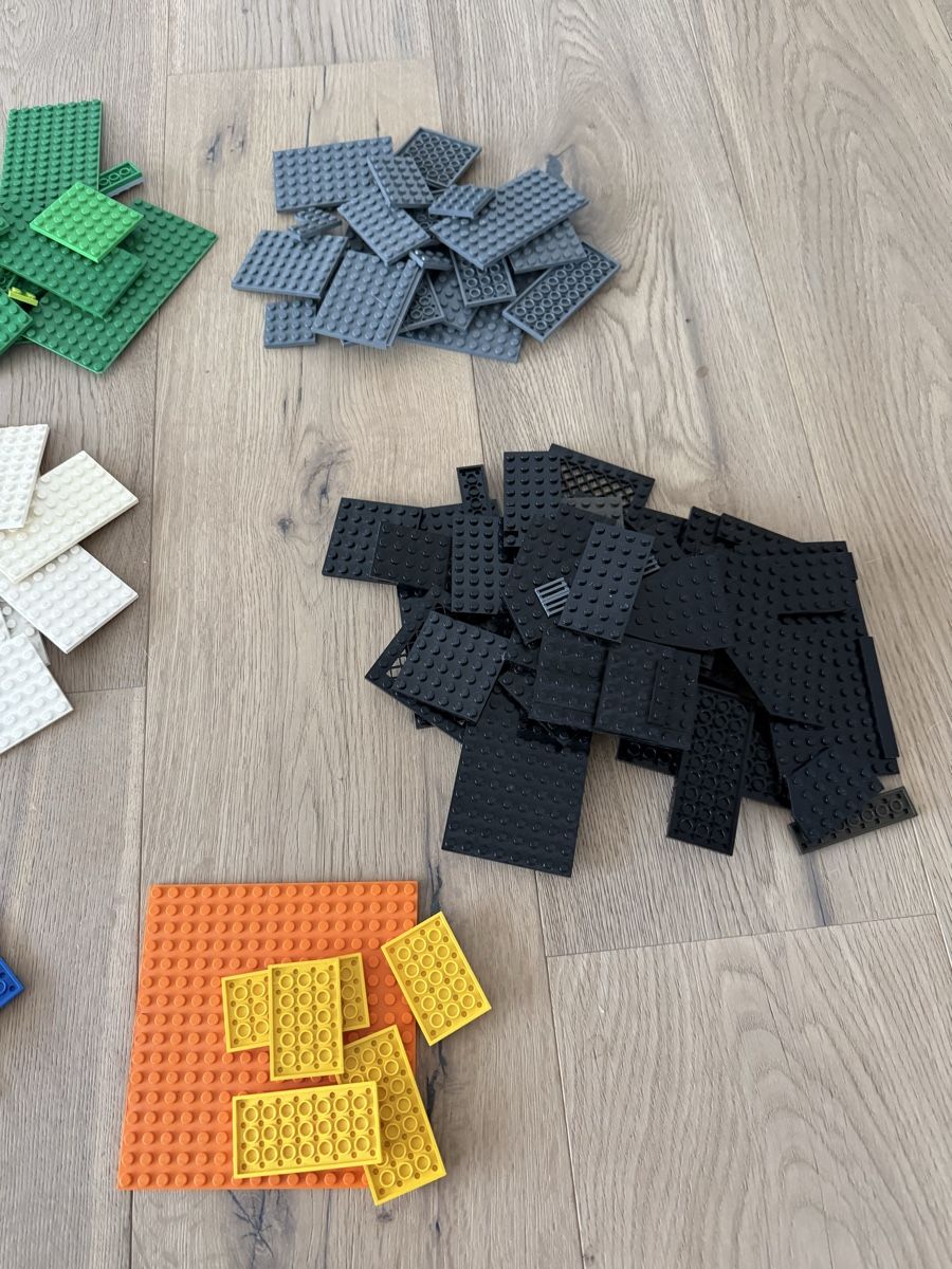 Lego Giocattoli: Lego Platten diverse Größen und Farben  – Usato da Arbon venduto da hysunny 1