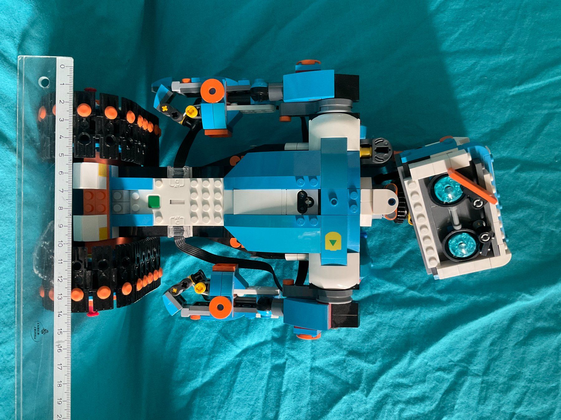 Lego Kit di costruzioni: LEGO BOOST Programmierbares Roboticset – Usato da Zürich venduto da dela13 9
