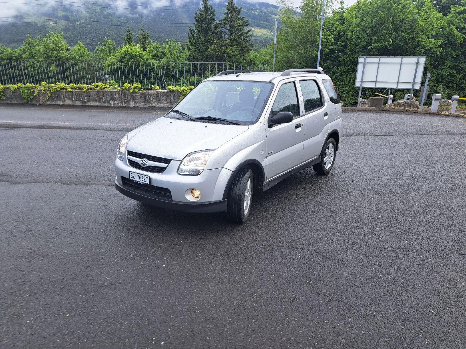 Suzuki Automobili: suzuki ignis 4×4 – Usato da Goldau venduto da renebuergi