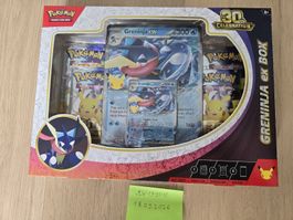 Pokémon 30th Celebration Greninja ex Box [EN]