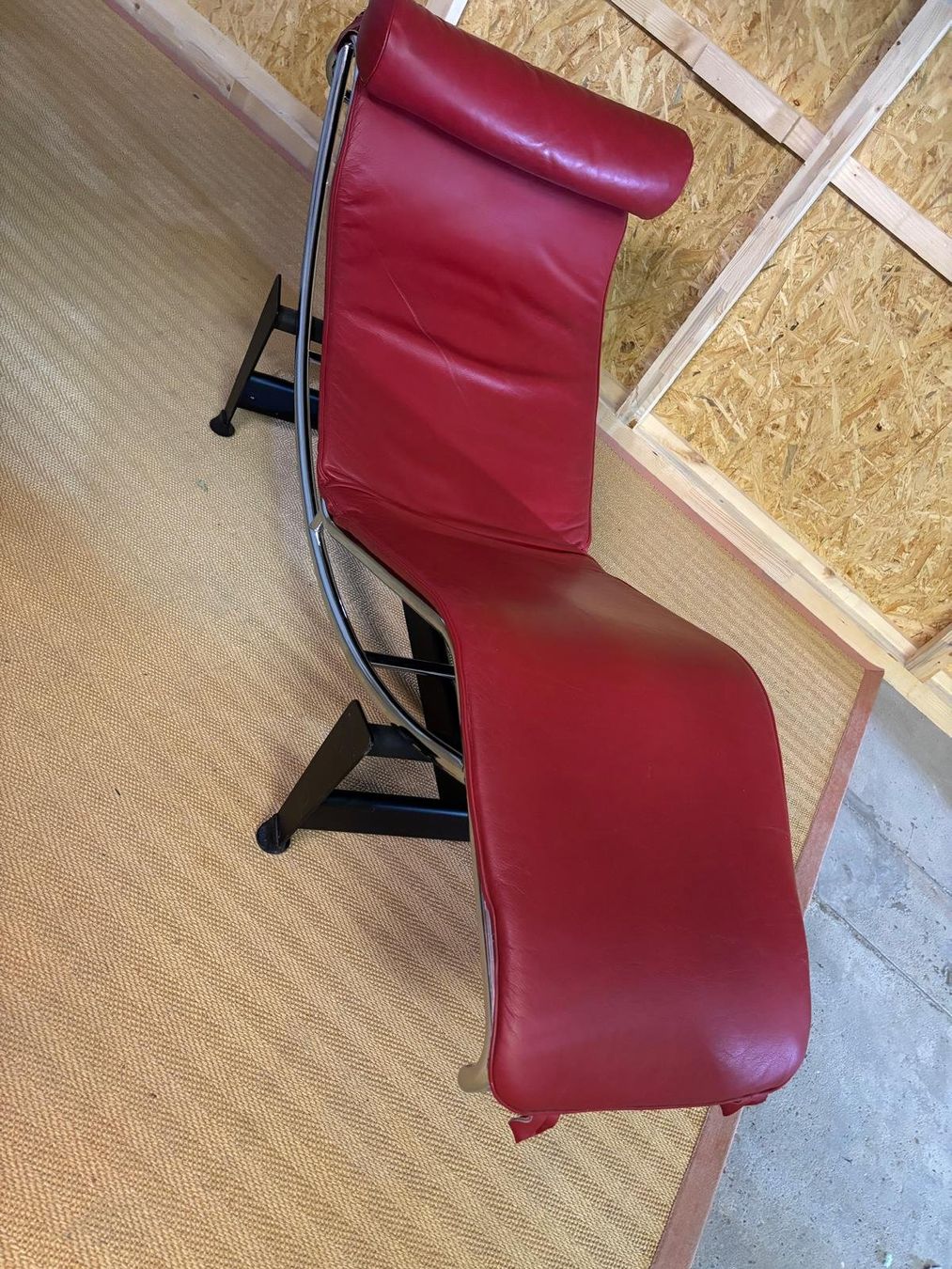 Sedie a sdraio: Rote Liege aus Leder – Usato da OLTEN venduto da lululoveslemon99 1