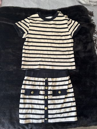 Mango Set – Gestreiftes T-Shirt & Rock – Schwarz/Creme