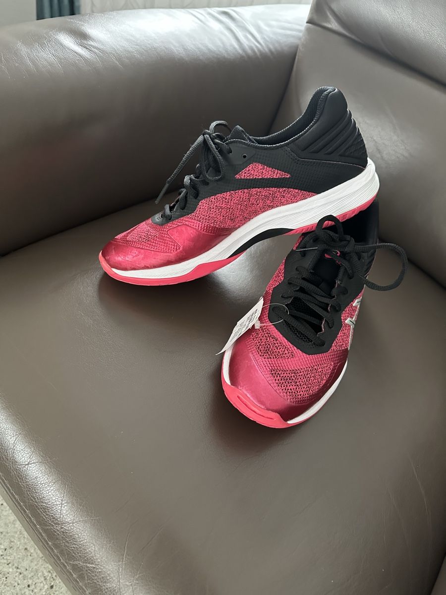 Scarpe da donna: Asics Sportschuhe Neu – Nuovo (secondo la descrizione) da Horw venduto da slavi77 8