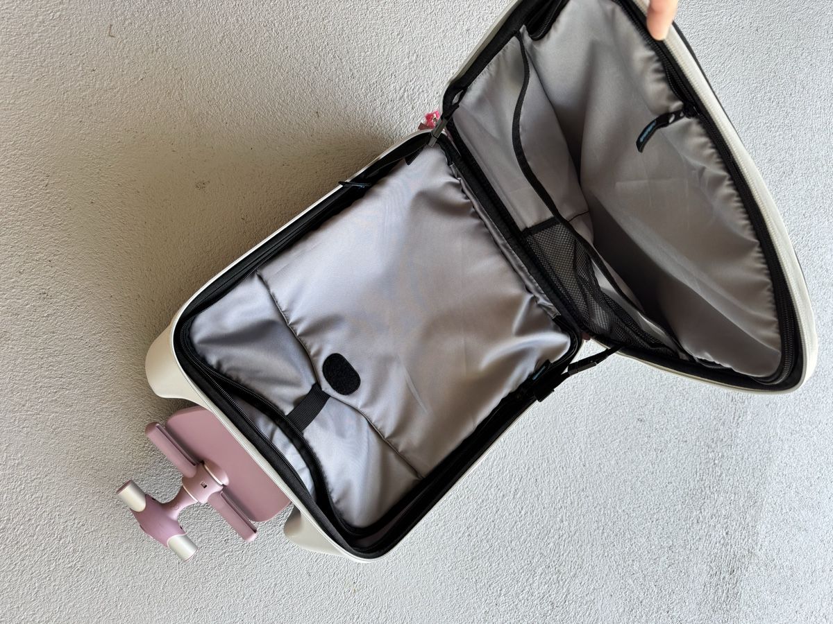 Micro Sonstiges zu Aviatik: Micro Kindertrolley mit Fahrfunktion  – Gebraucht aus Richterswil von Xy43 1