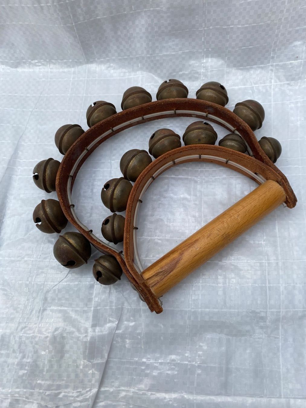Strumenti musicali: Schellenring, Schellenkranz, Jingle Stick, Porto 3.40 – Usato da Emmen venduto da Sutim2005 4