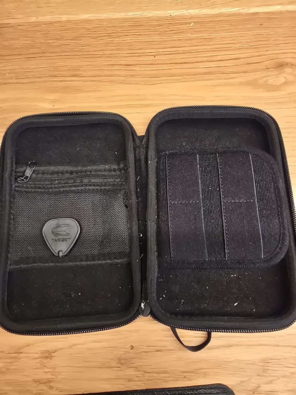 Freccette: Dartpfeil Set inkl. Tasche & Spitzen  – Usato da gommiswald venduto da ZipZap05 5
