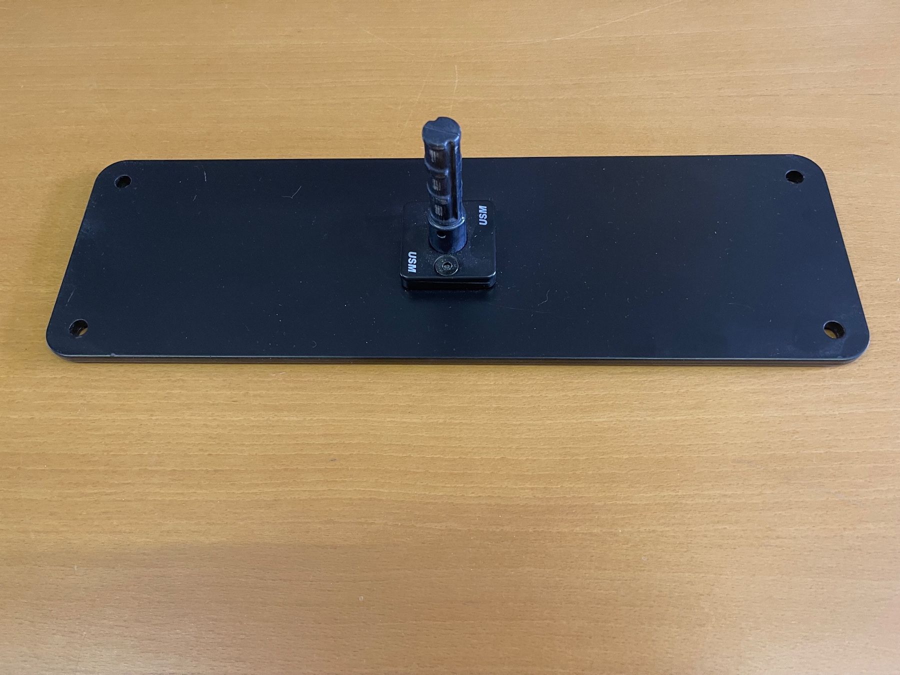 USM Sonstige Baumaterialien: USM Privacy Panel Fussplatte (gross) für Modul-Elemente – Gebraucht aus Wil SG von HappyC