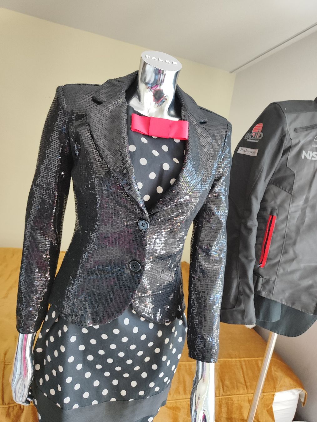Vestiti: damenkleid gr 42 / 44 – Nuovo (secondo la descrizione) da Langnau am Albis venduto da Judithsebi 4