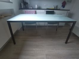 Esstisch
