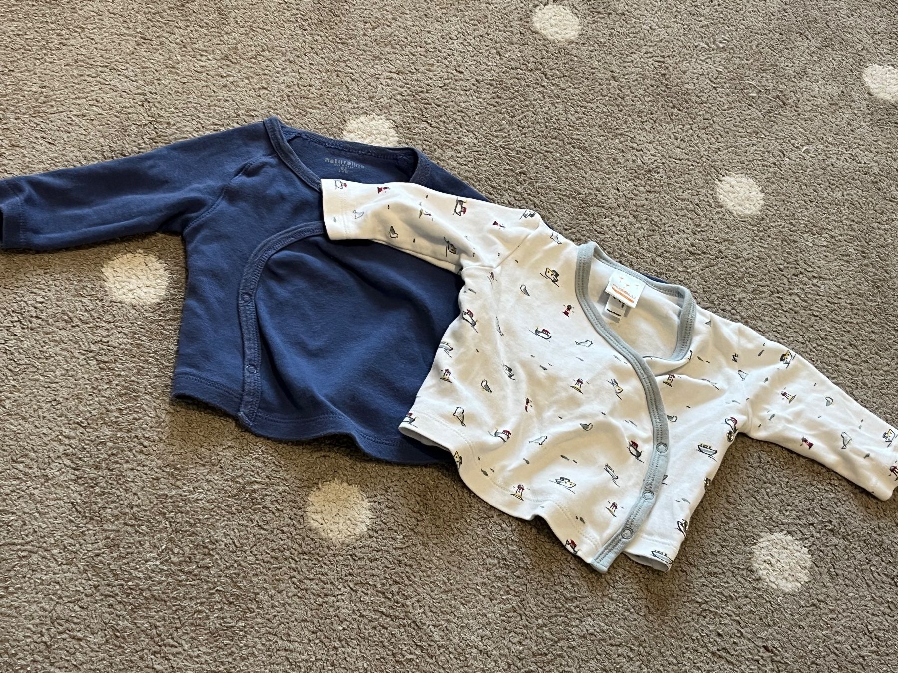 Lotti & Set di vestiti: Wickeljäckchen Gr. 56/62 – Usato da Villnachern venduto da schudelinho