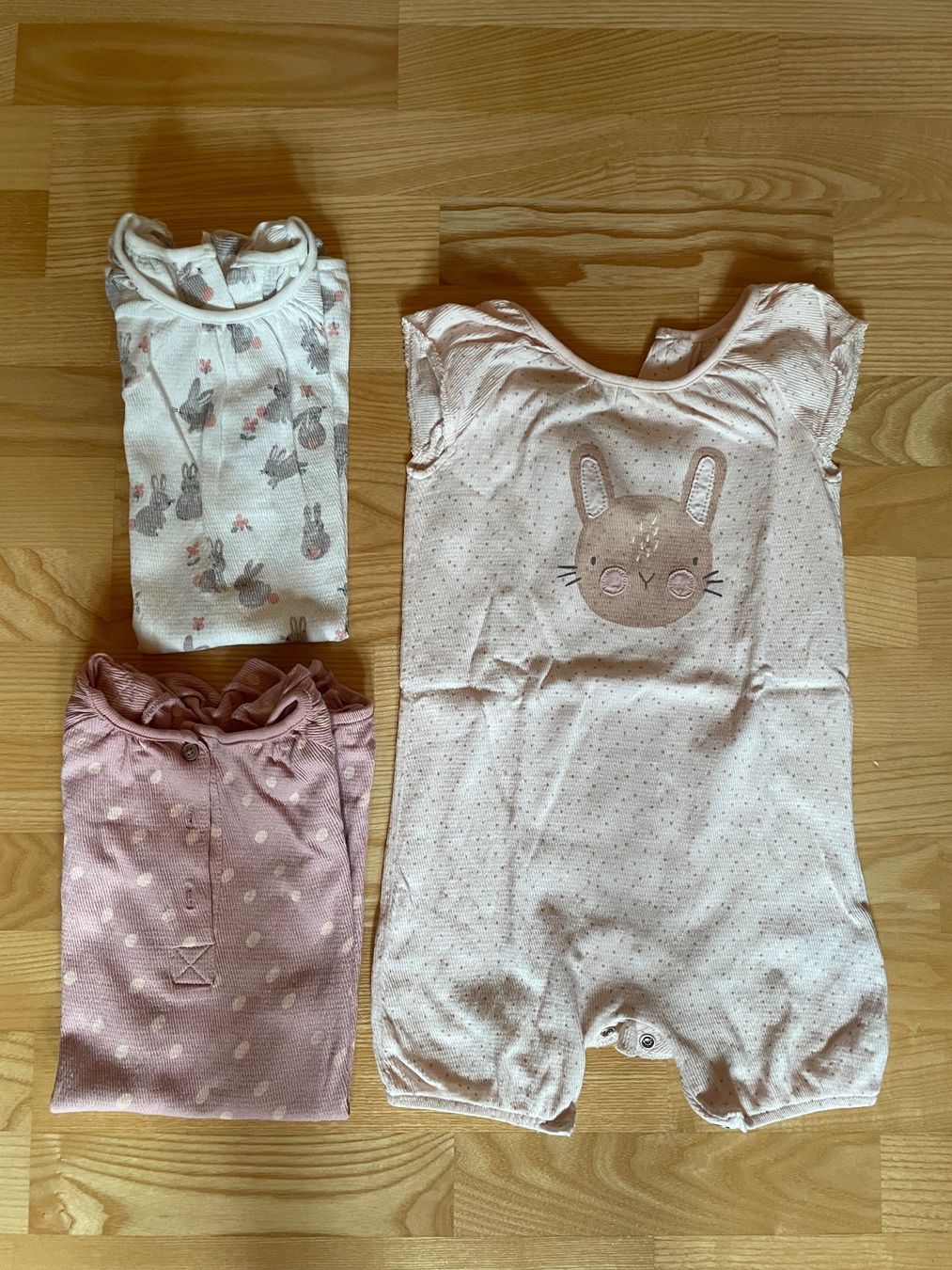 Lotti & Set di vestiti: Sommer-Kleiderpaket 86/92 – Usato da Rorschacherberg venduto da kat_7lhp 5