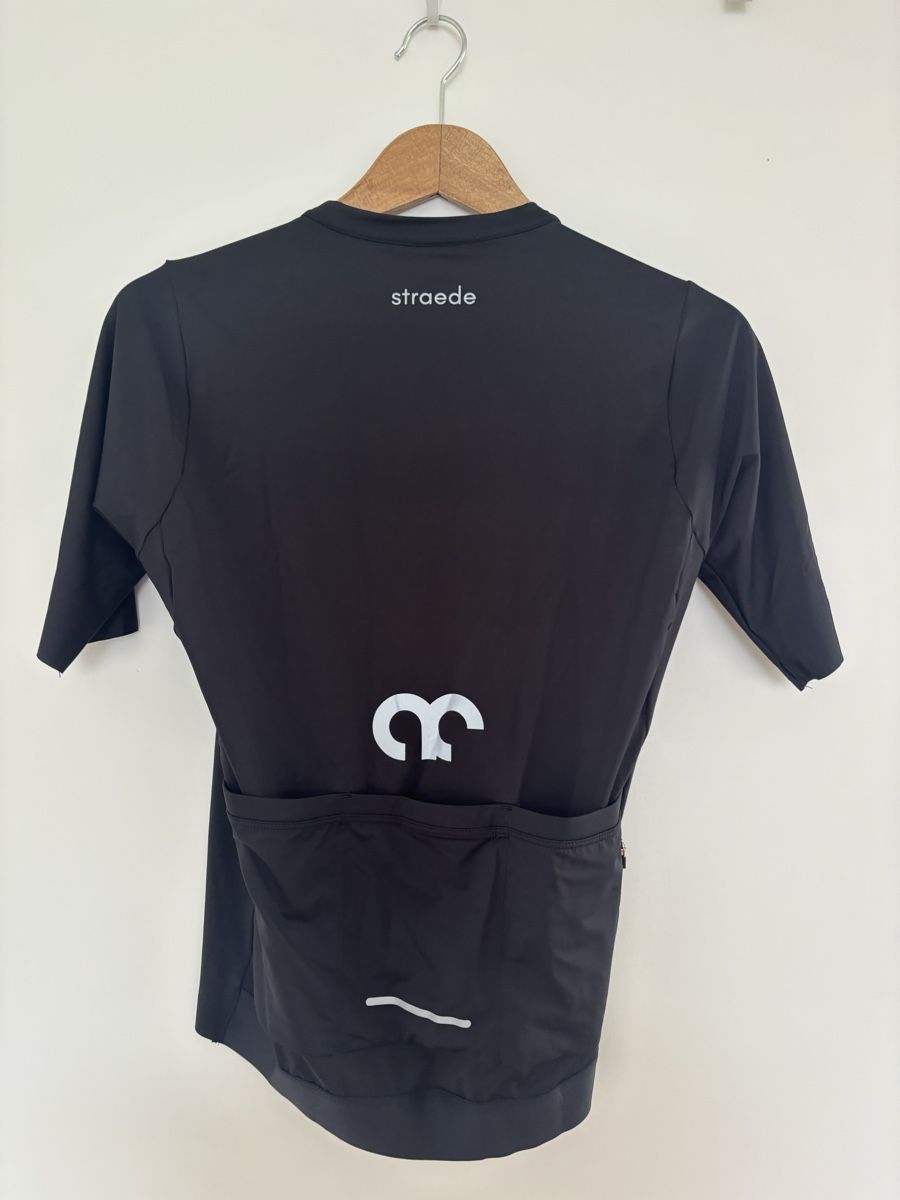 Maillots de corps & Pantalons: Radtrikot Straede schwarz – Neuf (Voir description) à Erlenbach ZH par nati.be 1