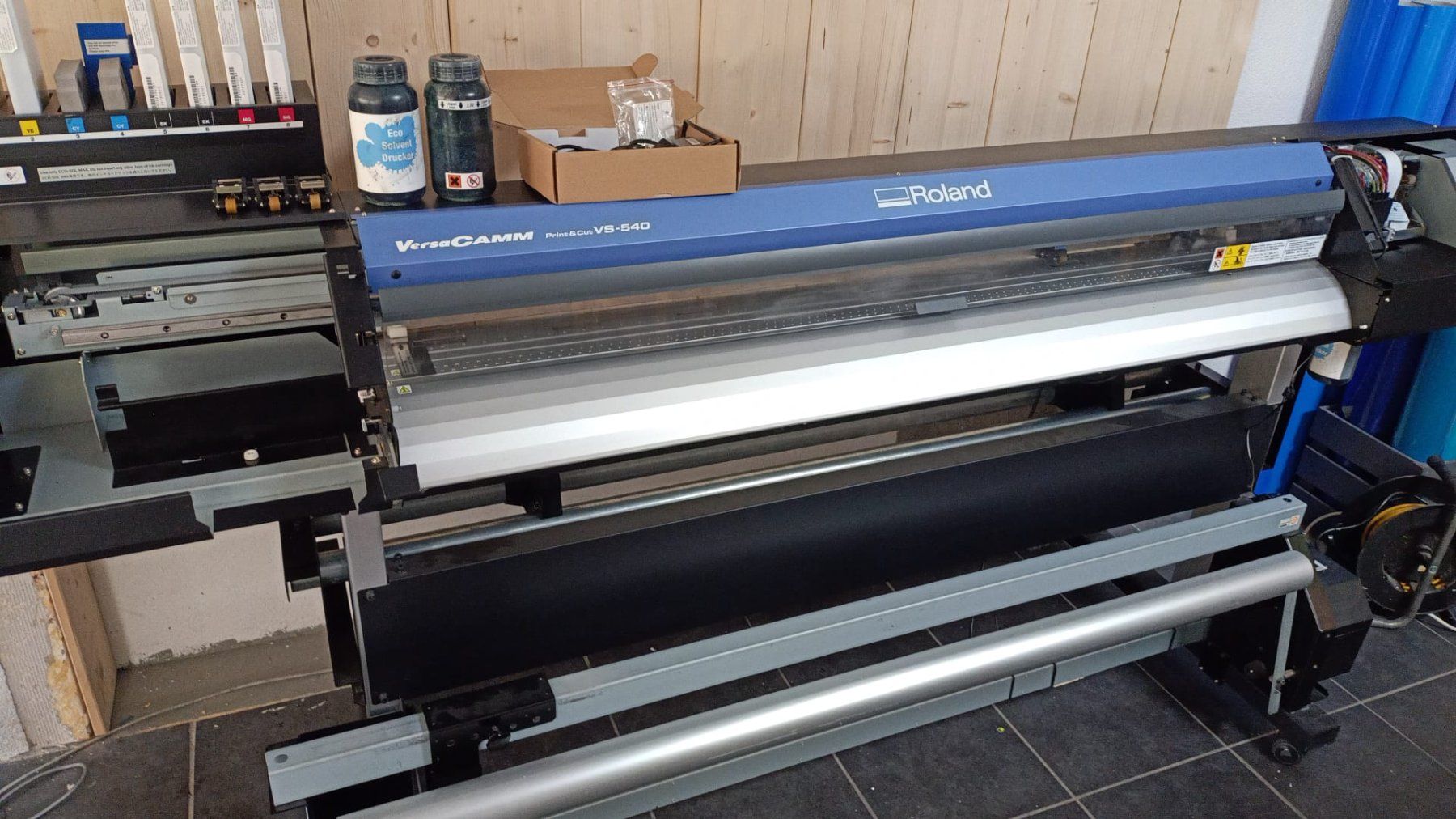 Roland Stampanti: Plotter Roland VS-540 Grossformatdrucker, Print & Cut – Usato da Chur venduto da slim777