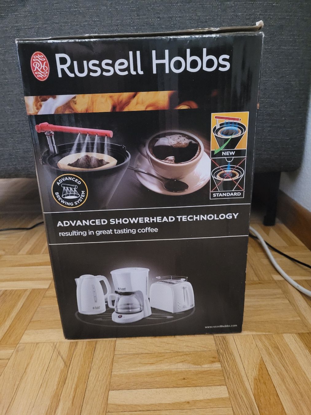 Russell Hobbs Macchine per caffè & Macchine per espresso: Kaffeemaschiene – Nuovo e nell'imballaggio originale da Aarberg venduto da Mikes2 1