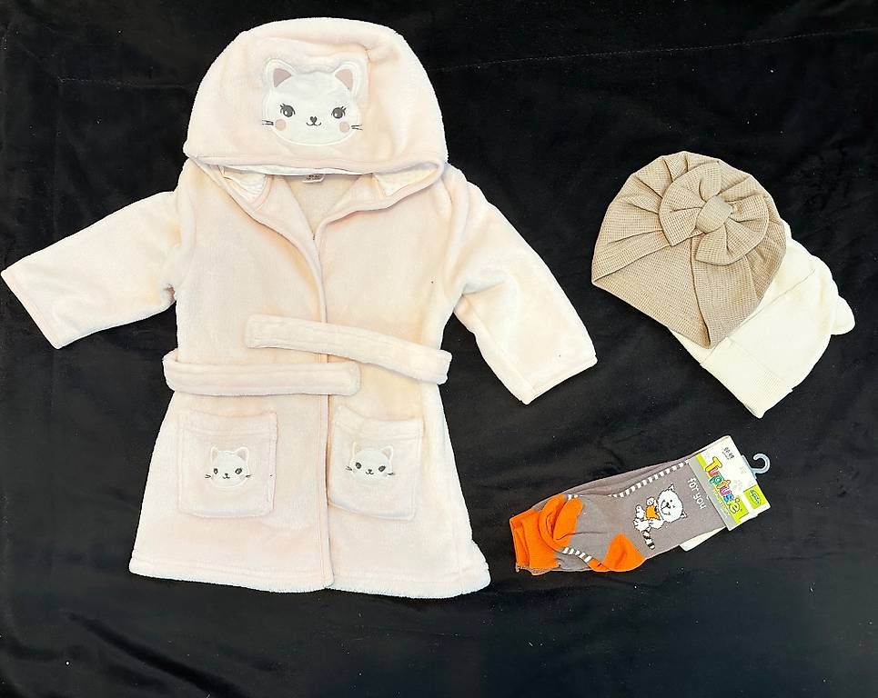 Lotti & Set di vestiti: Großes Mädchen-Kleidungsset Gr. 80 - vielseitig – Usato da Thayngen venduto da vin_vq79 2