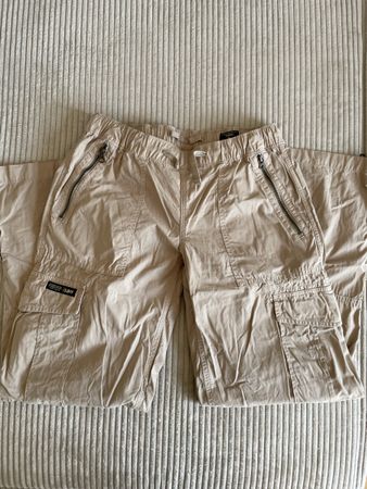 Beige Cargo Pants von Superdry