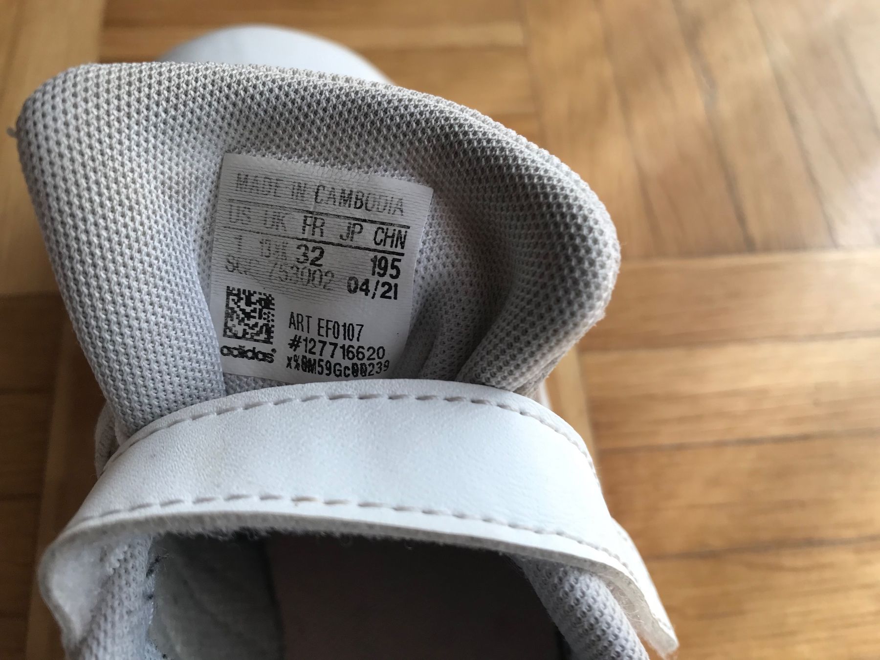 Adidas Schuhe für Mädchen: Turnschuhe Mädchen Adidas Grösse 32 weiss – Gebraucht aus Emmenbrücke von Hathor123 6