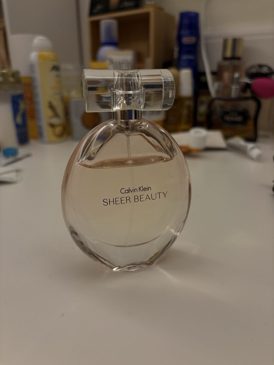 Calvin Klein Parfum & Eau de Toilette: Calvin Klein Sheer Beauty Perfume – Neu (gemäss Beschreibung) aus Zürich von ric_r96d
