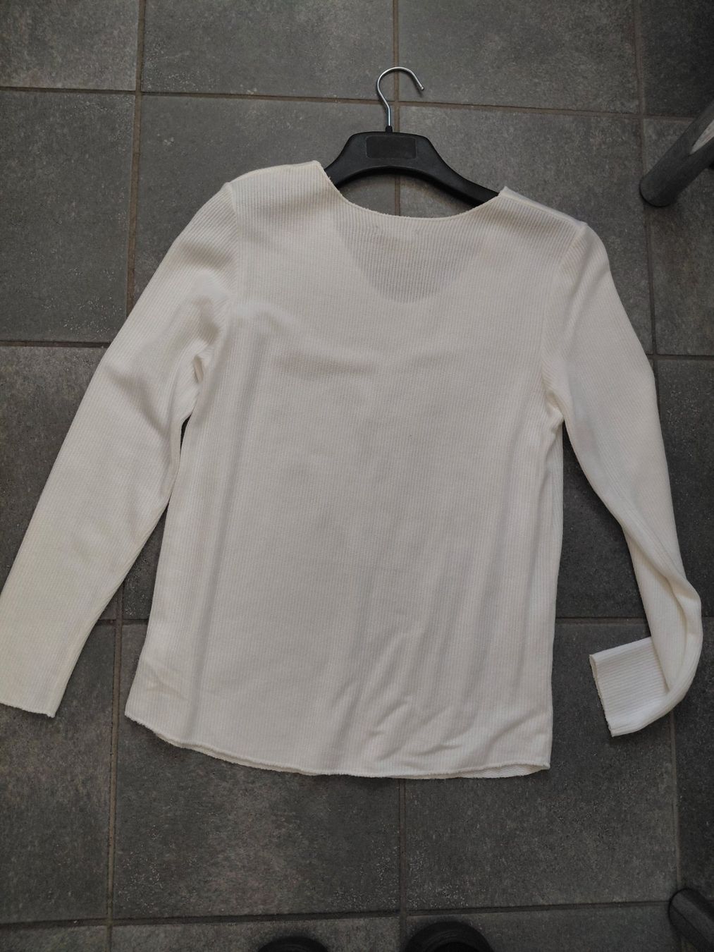 T-shirt: Neues Damen Langarm Shirt gr M – Nuovo (secondo la descrizione) da Aesch BL venduto da shiva0211 2