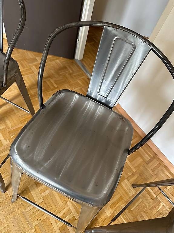 Tabourets: Tabourets en métal – D'occasion à Vandoeuvres par loi_8g5l 2