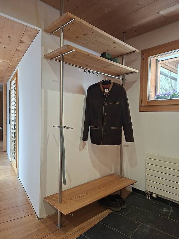 Porte manteau: Edle, leichte Garderobe – D'occasion à Trimmis par zaw_cz6b
