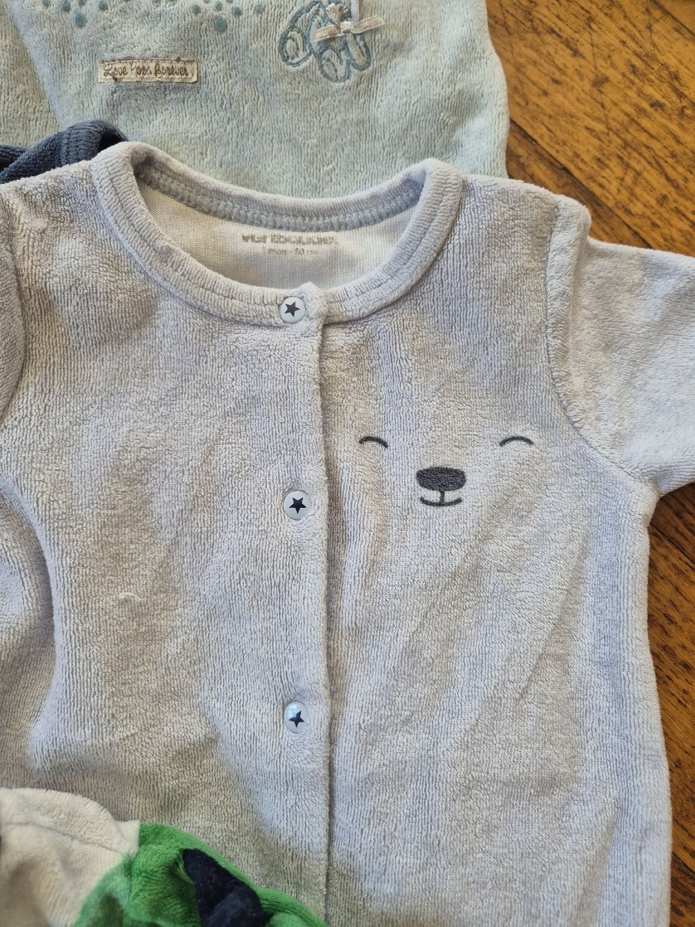 Kleiderpakete & -sets: Lot de 5 pyjamas bébé 3 mois (62 cm) – Gebraucht aus Yverdon-les-Bains von somiou 3