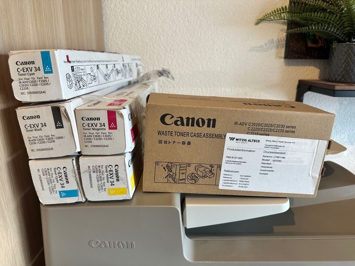 Canon Stampanti: Canon C2230i Farblaserdrucker inkl. Toner – Usato da Zürich venduto da Titano1 2