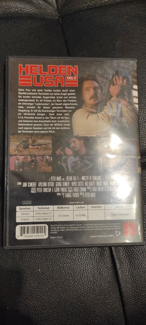 Tutti i DVDs: Helden USA 4 Uncut – Usato da Steffisburg venduto da AutoFiat 1