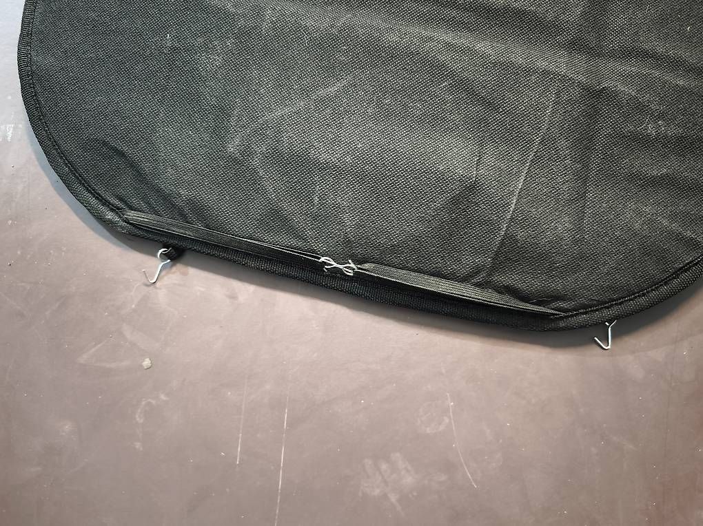 Teppiche / Matten: Auto Sitz Auflagen Universal ,neu. – Gebraucht aus Zihlschlacht von rad_vvm9 3