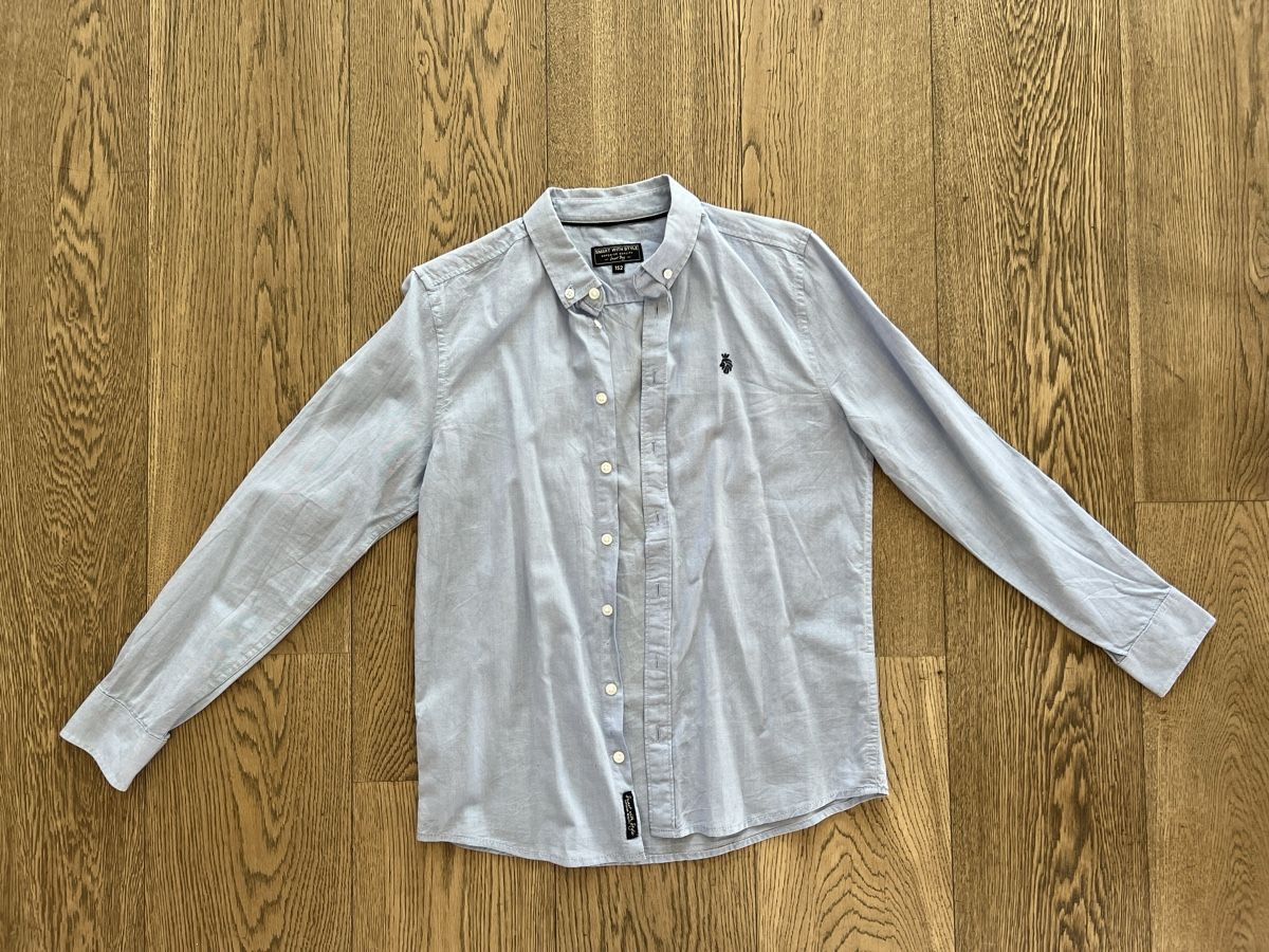 C&A Camicie, T-shirt & Polo: Hellblaues Hemd in Grösse 152 – Nuovo (secondo la descrizione) da Schenkon venduto da NCB77