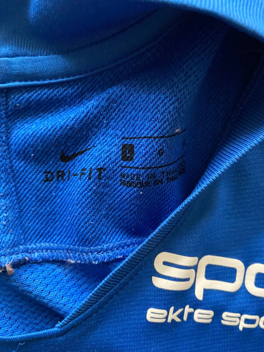Nike Leibchen & Hosen: Molde FK Trikot Gr. L – Gebraucht aus Muttenz von bargain_hunter 2