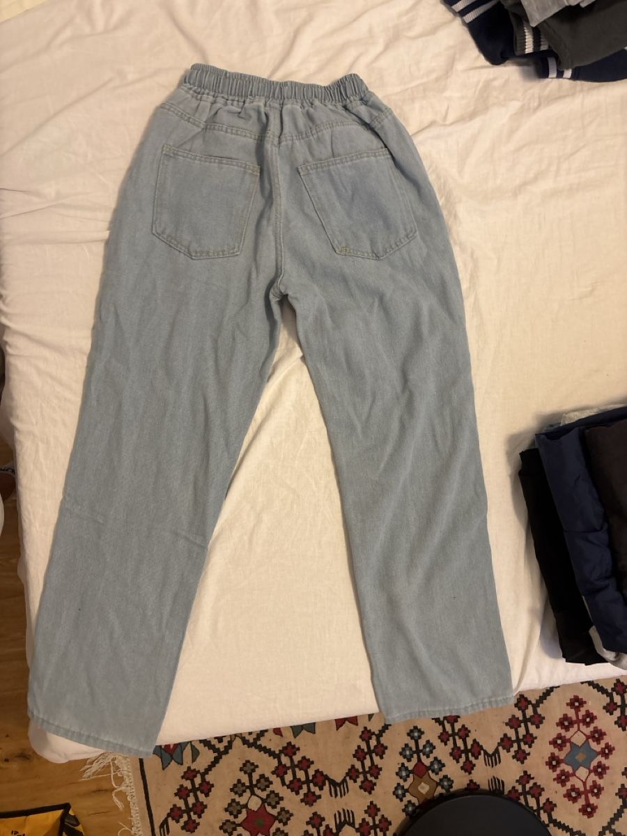 Jeans: Hellblaue Jeans Joggers Grösse M – Neu (gemäss Beschreibung) aus Münchenstein von FlavioDe 1