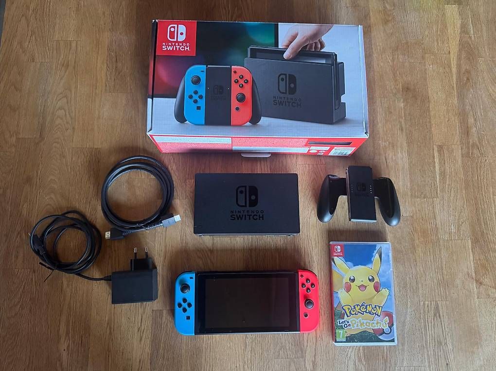 Nintendo Console: Nintendo Switch complète + Pokémon  Prête à jouer – Usato da Villars-tiercelin venduto da jul_98kb