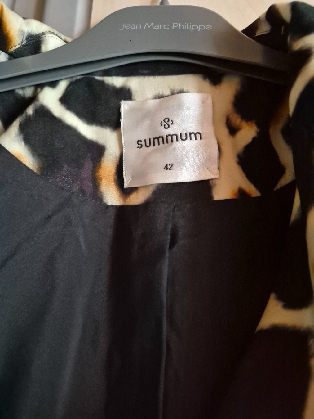 Giacche: Veste cintrée Summum impréssion léopard – Usato da charmoille venduto da mir_my9f 3